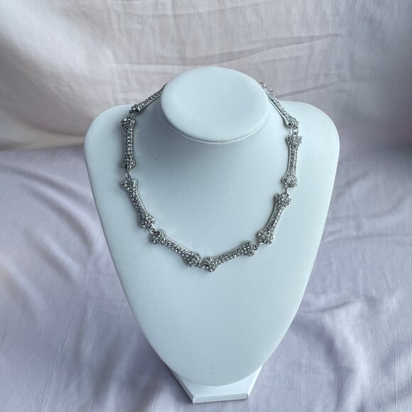 Vivienne Westwood Silver Eight Sections Collarbone Necklace - Picture 9 of 10